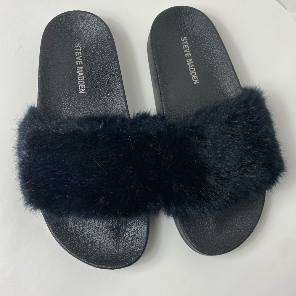 Steven Madden soft Faux Fur Slide Open toe